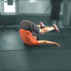 DK Yoo - Power of kick, exercises for flexibility & push ups - YouTube