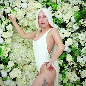 Lady Gaga - G.U.Y. - An ARTPOP Film (G.U.Y.-Only Version)